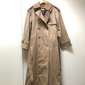 Burberry trench with liner